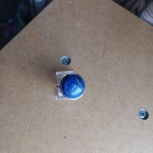VINTAGE BLUE LAPIS & STERLING SILVER W/CABOCHON STONE-SIZE 5.5